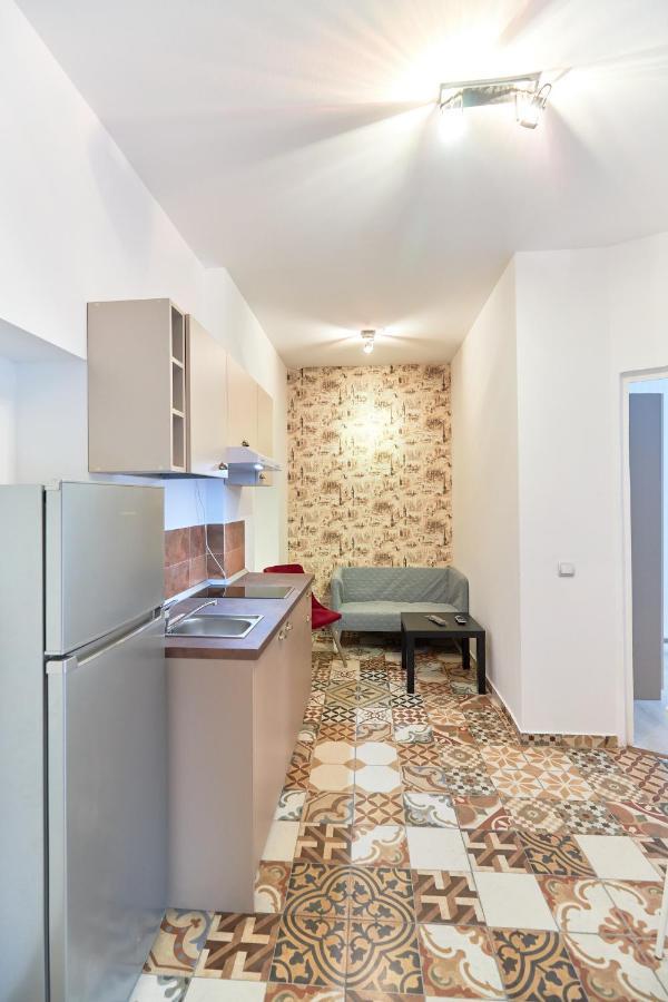 Stanford Aparthotel Gara De Nord ブカレスト エクステリア 写真
