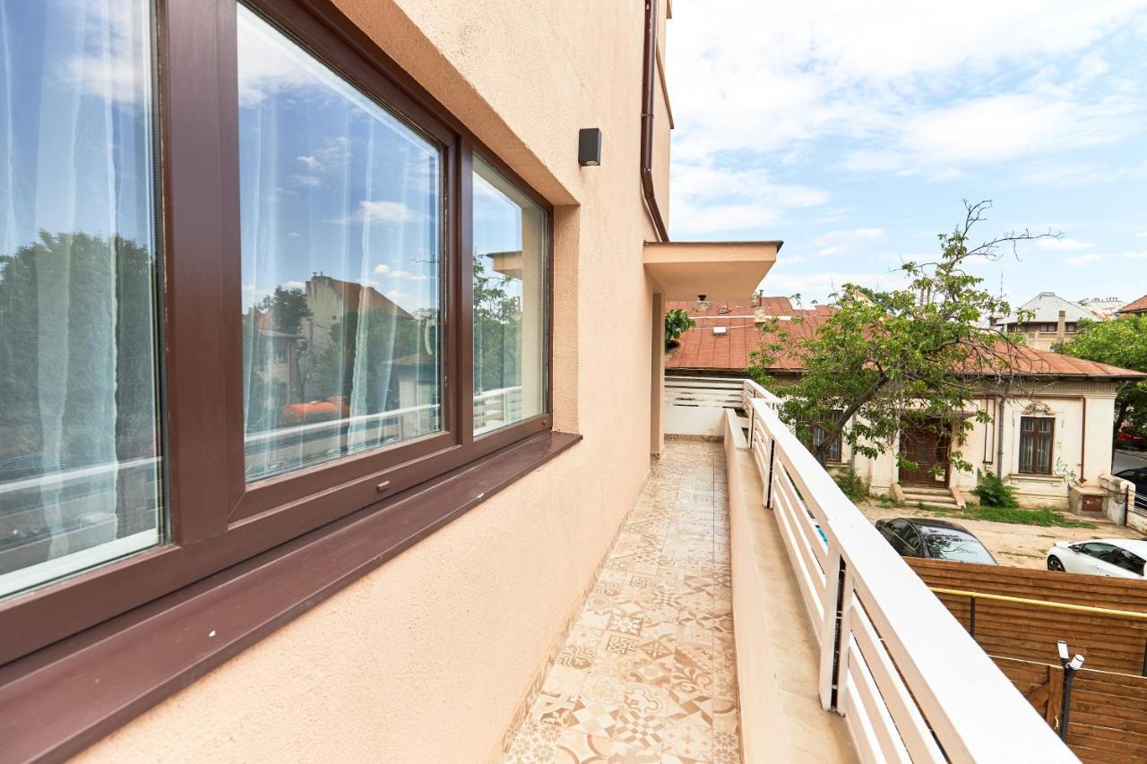 Stanford Aparthotel Gara De Nord ブカレスト エクステリア 写真