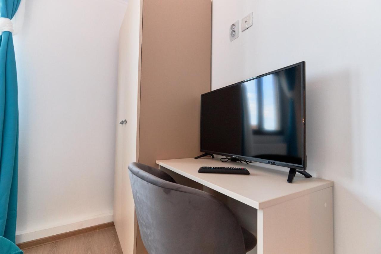 Stanford Aparthotel Gara De Nord ブカレスト エクステリア 写真