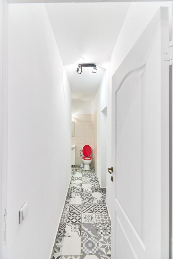 Stanford Aparthotel Gara De Nord ブカレスト エクステリア 写真