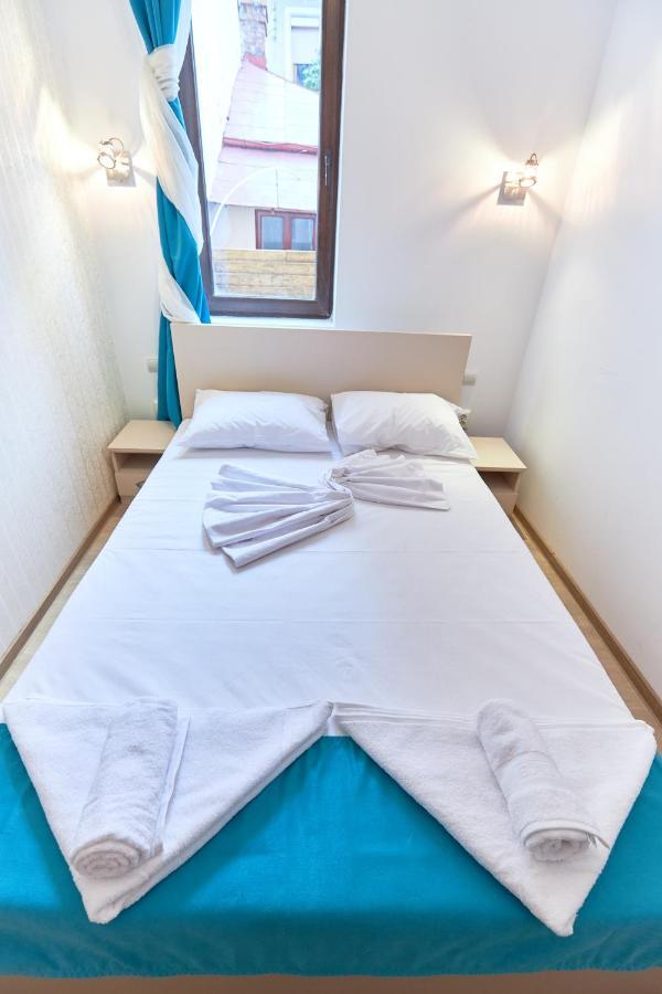 Stanford Aparthotel Gara De Nord ブカレスト エクステリア 写真