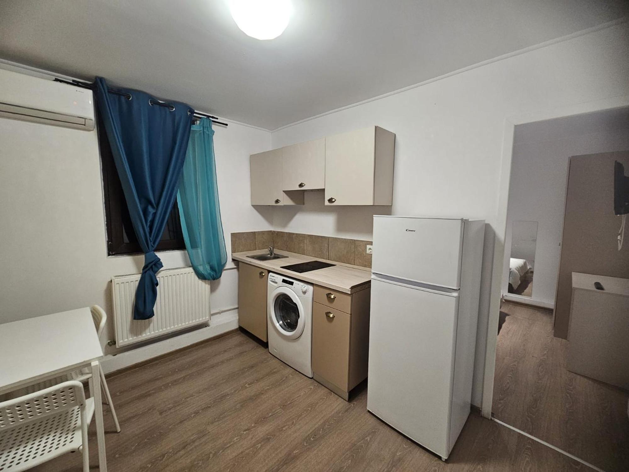 Stanford Aparthotel Gara De Nord ブカレスト エクステリア 写真