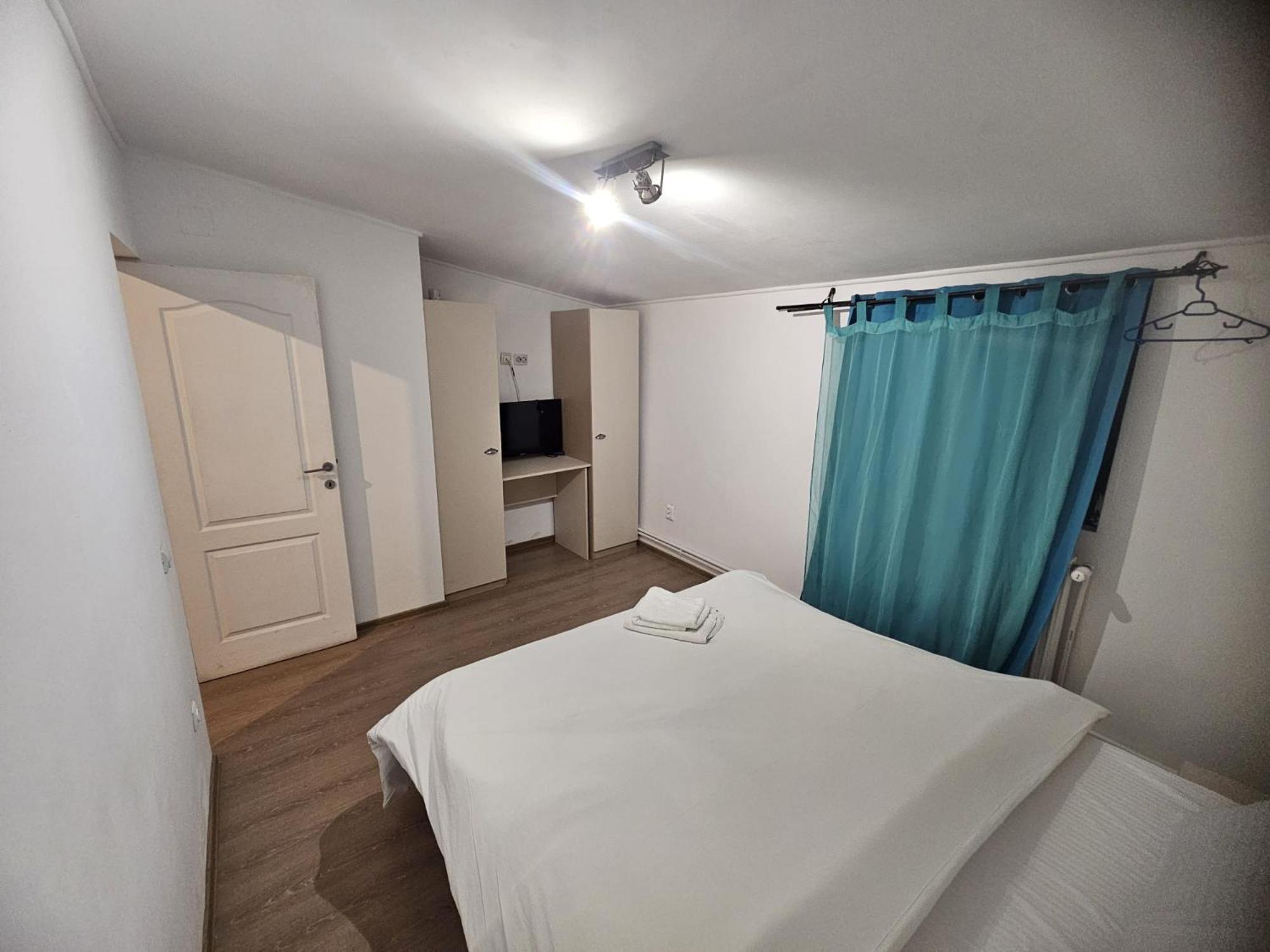Stanford Aparthotel Gara De Nord ブカレスト エクステリア 写真