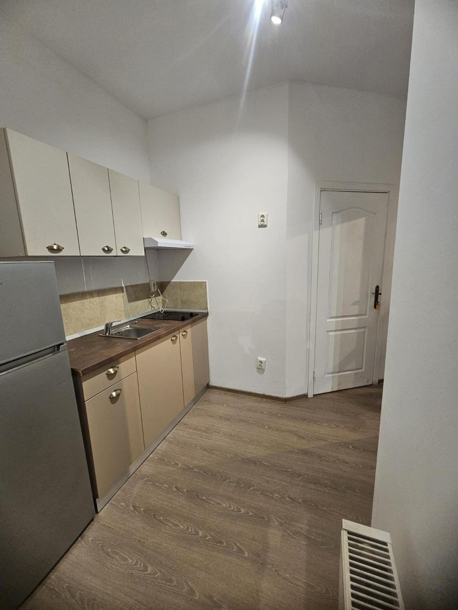 Stanford Aparthotel Gara De Nord ブカレスト エクステリア 写真